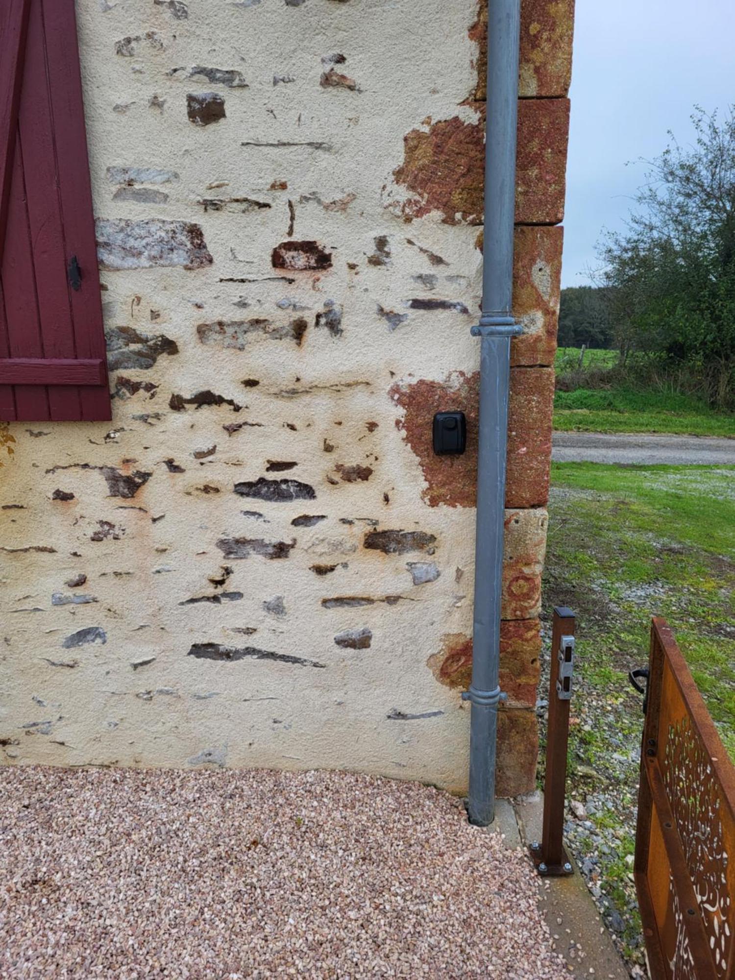 Gite Au Centre De La France Vesdun Buitenkant foto